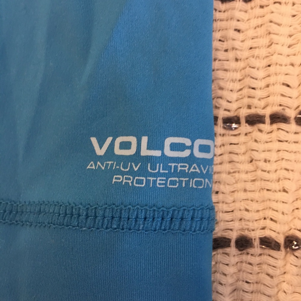Volcom🏄🏽‍♂️Rashguard - Picture 6 of 7